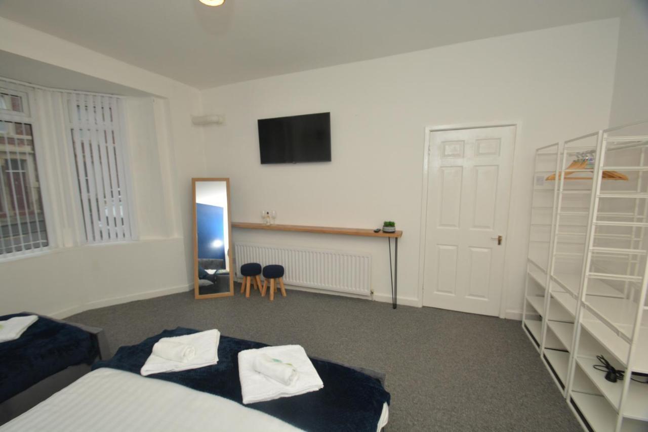 Spacious And Homely 2 Bedroom Flat - Suitelivin Gateshead Extérieur photo